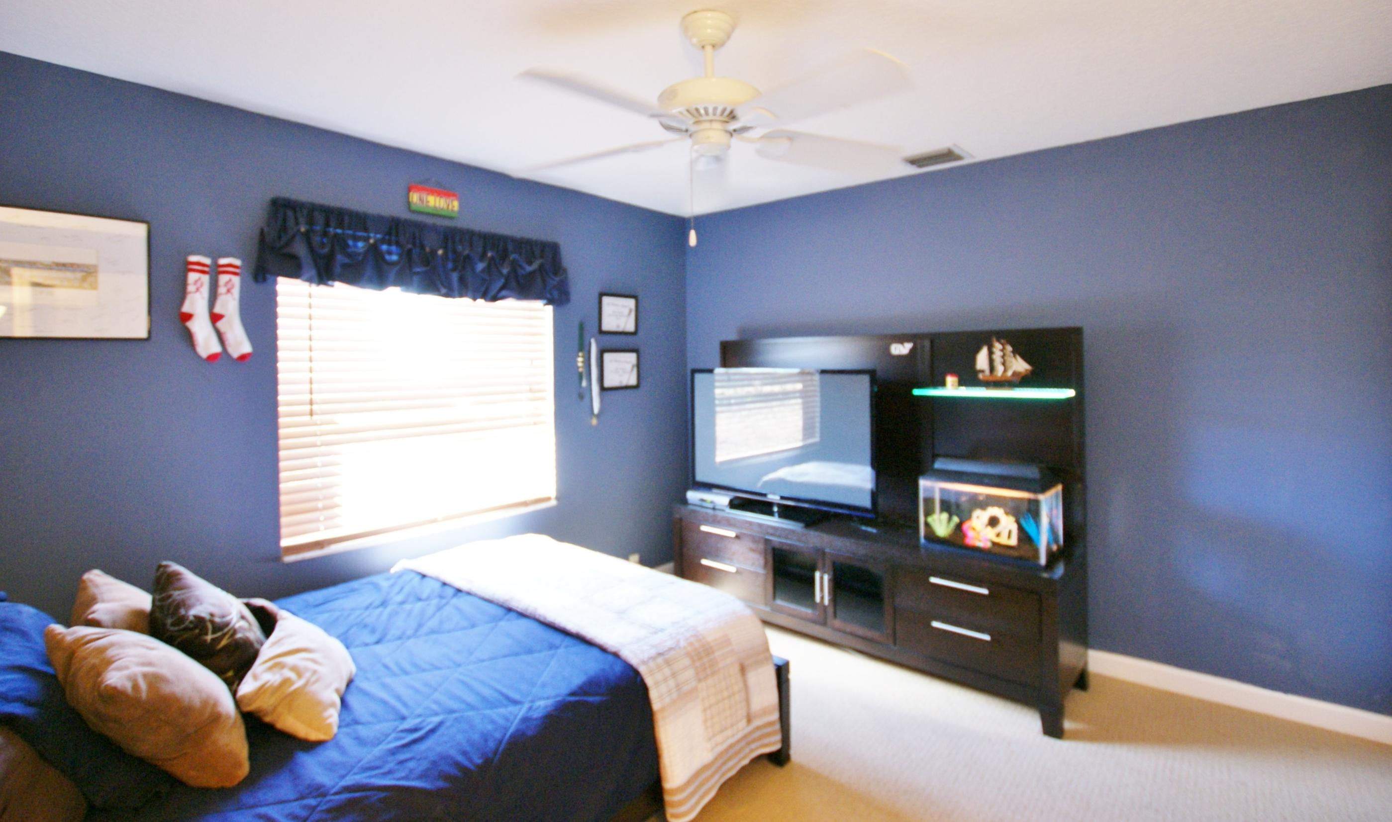 1225 Egret Circle South Jupiter, FL 33458 - Photo 21 of 36 Guest Bedroom