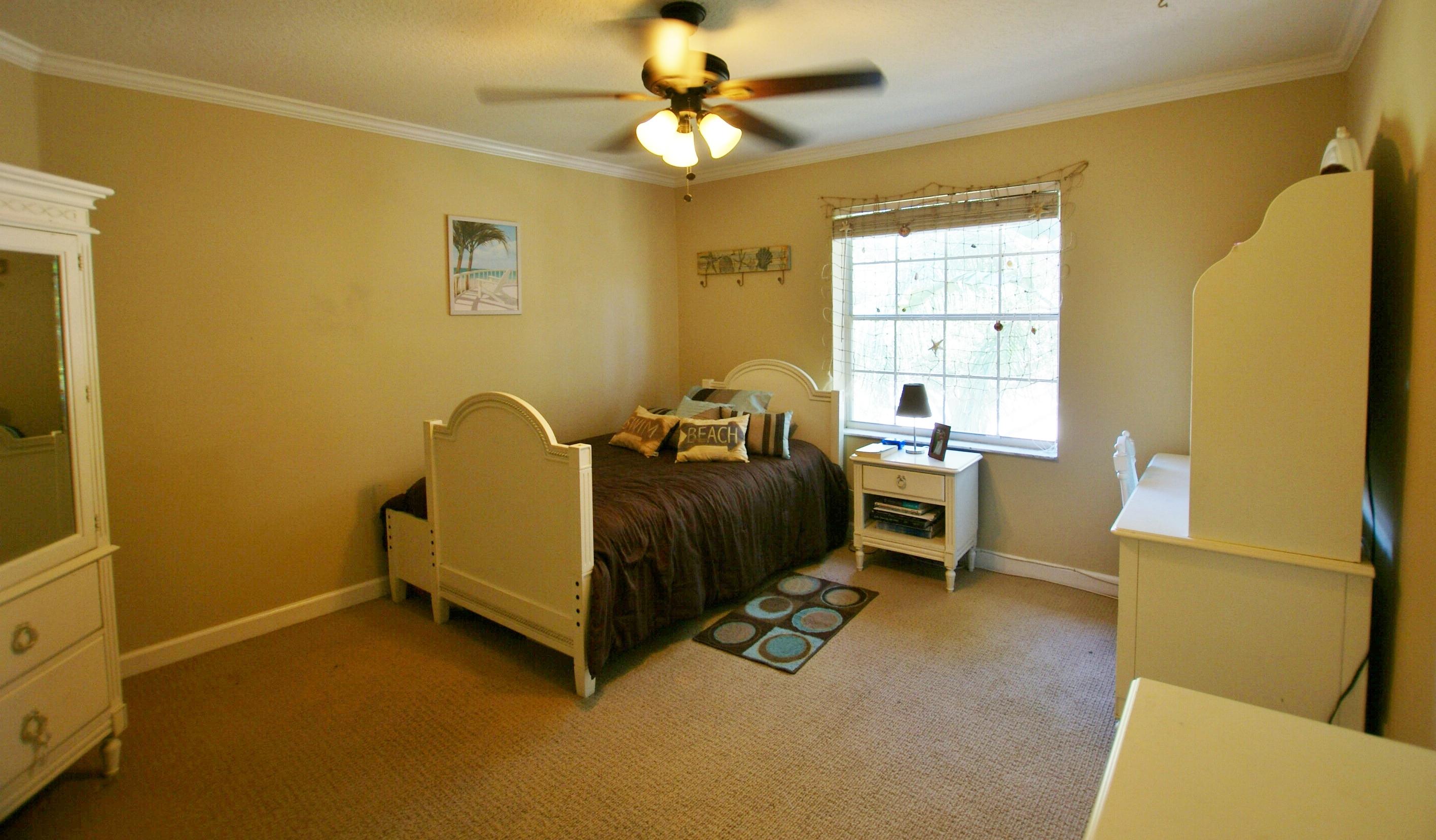 1225 Egret Circle South Jupiter, FL 33458 - Photo 23 of 36 Guest Bedroom