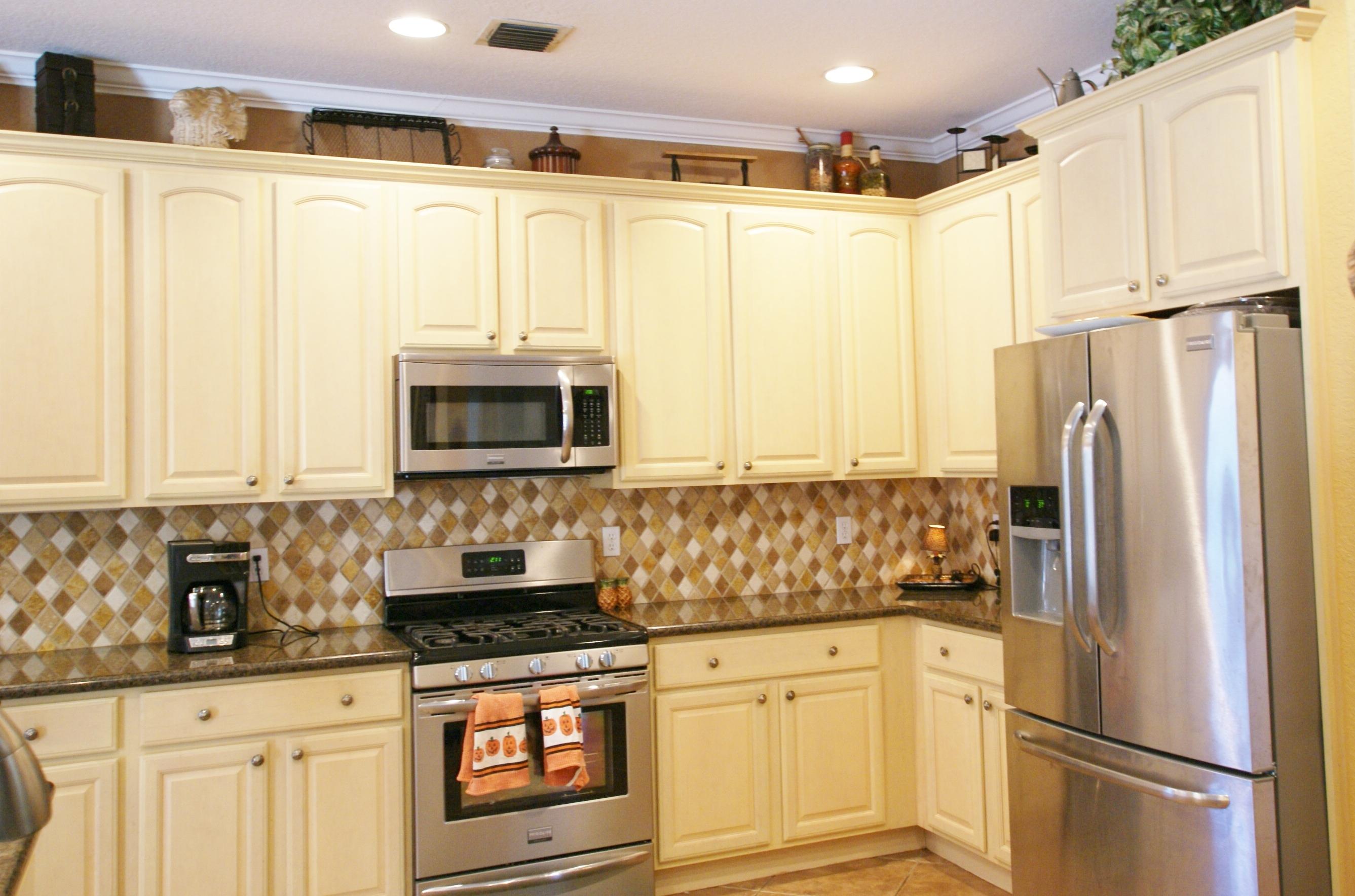 1225 Egret Circle South Jupiter, FL 33458 - Photo 9 of 36 Kitchen