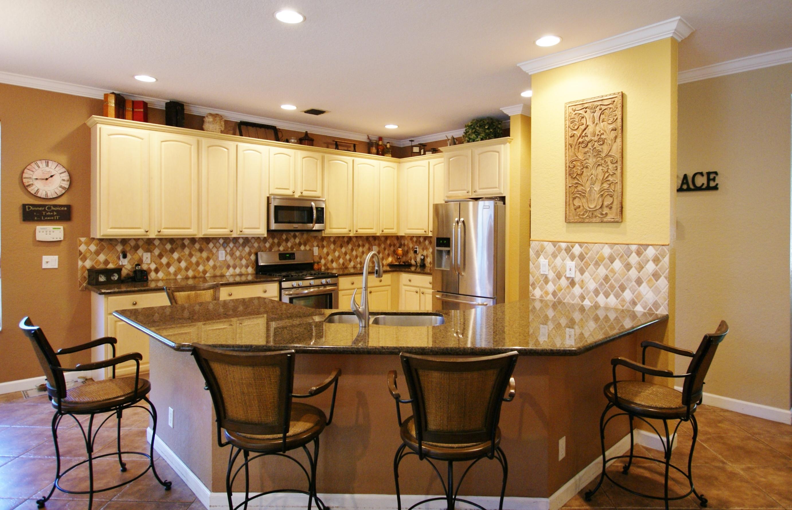 1225 Egret Circle South Jupiter, FL 33458 - Photo 10 of 36 Kitchen