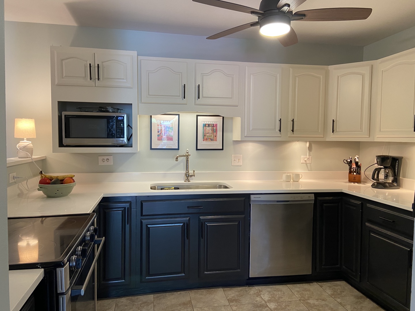 969 Golf Course Road, Unit 1 Crystal Lake, IL 60014 - Photo 3 of 4 Gallery Image 3