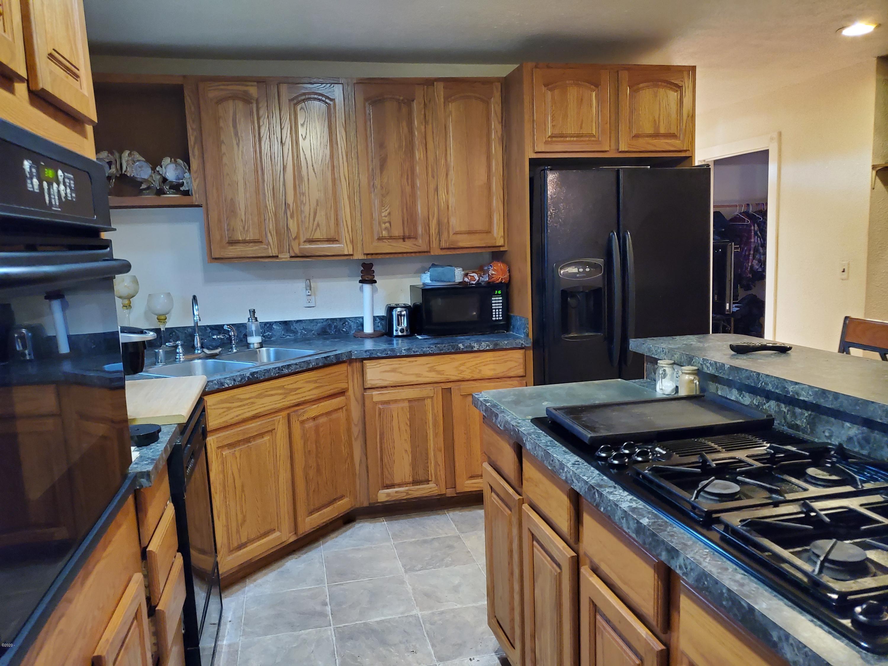 331 East Logsden Road Siletz, OR 97380 - Photo 11 of 31 View 2