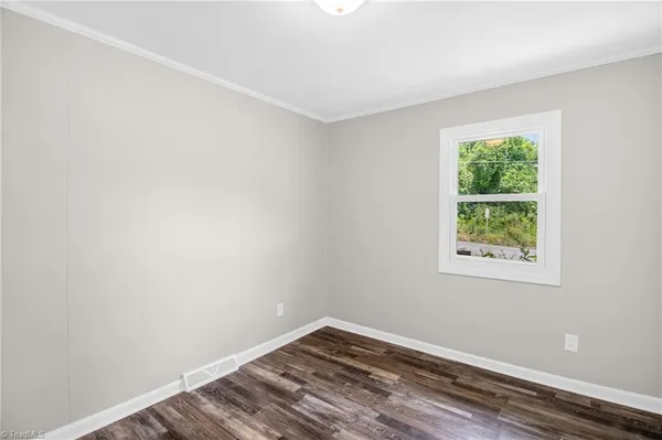 $1,200 | 305 Short Avenue, Madison, NC 27025