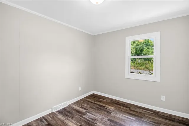 $1,200 | 305 Short Avenue, Madison, NC 27025