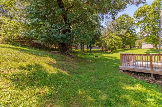 $1,200 | 305 Short Avenue, Madison, NC 27025