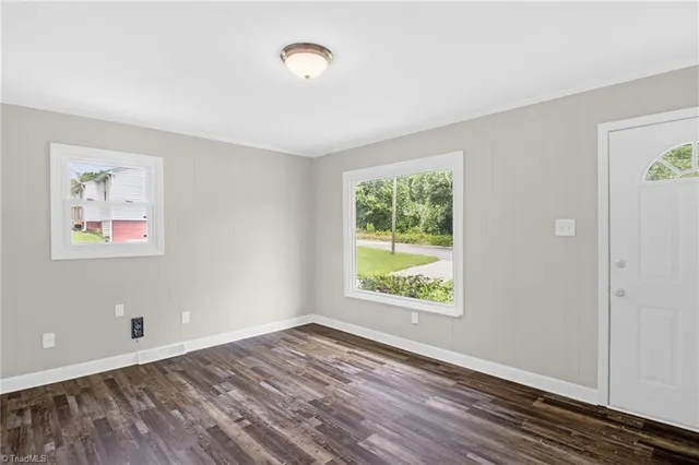 $1,200 | 305 Short Avenue, Madison, NC 27025