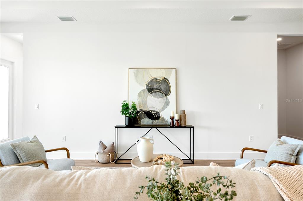 2592 Waterfront Circle Sarasota, FL 34240 - Photo 11 of 42