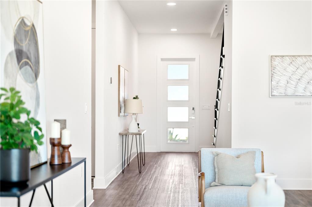 2592 Waterfront Circle Sarasota, FL 34240 - Photo 22 of 42