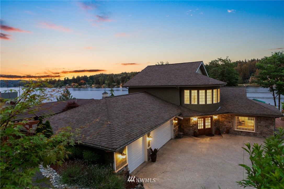 7559 Clover Valley Road Southeast Port Orchard, WA 98367 - Photo 2 of 40 Gallery Image 2