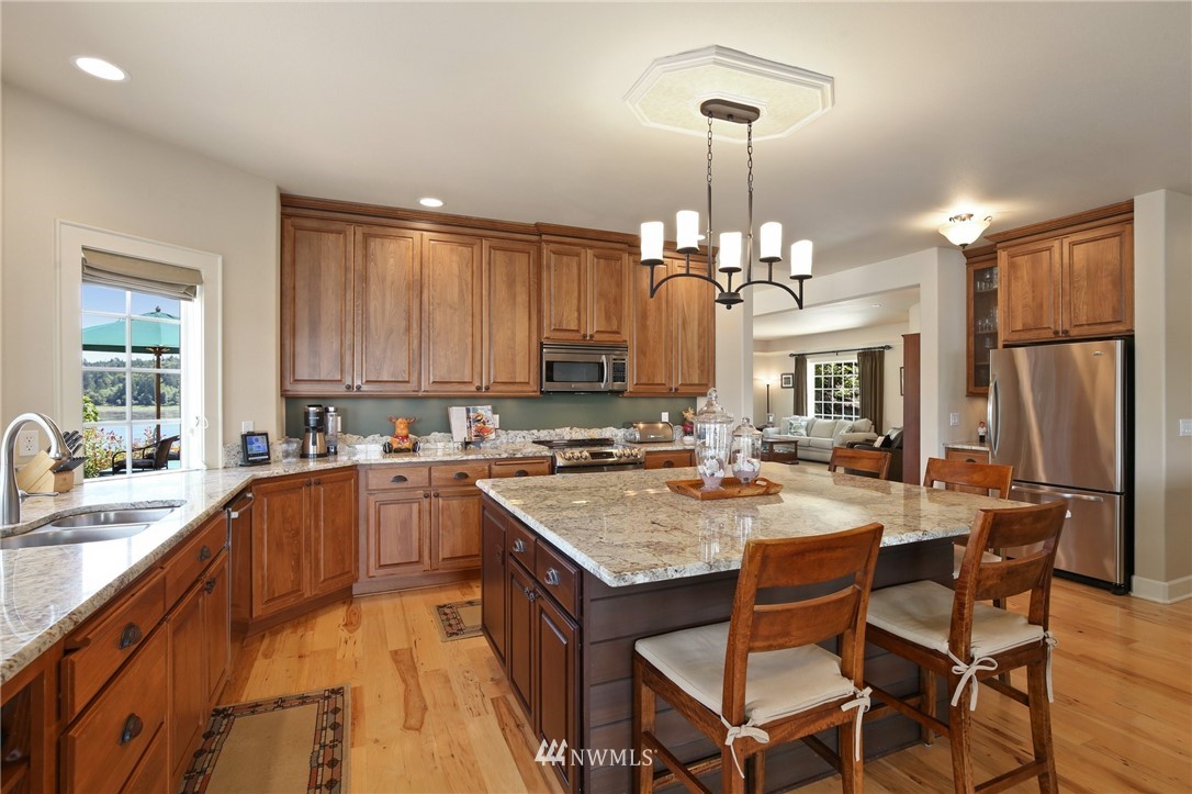 7559 Clover Valley Road Southeast Port Orchard, WA 98367 - Photo 11 of 40 Gallery Image 11
