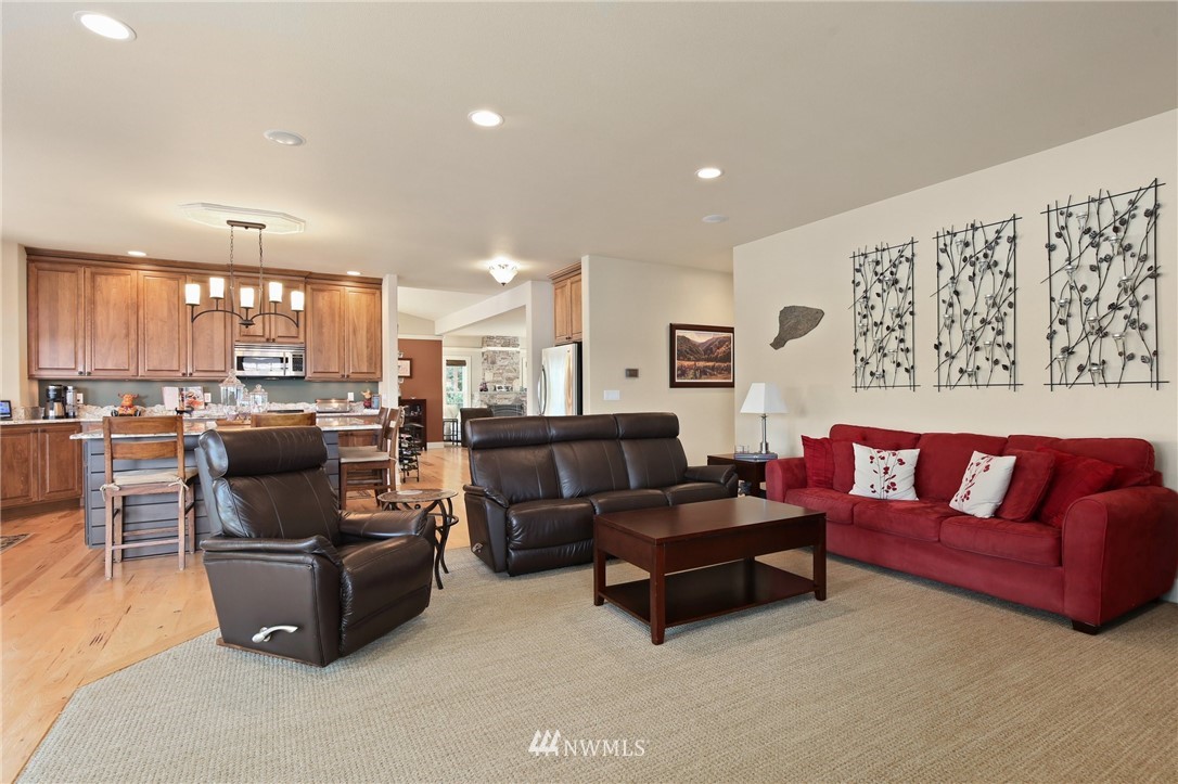 7559 Clover Valley Road Southeast Port Orchard, WA 98367 - Photo 12 of 40 Gallery Image 12