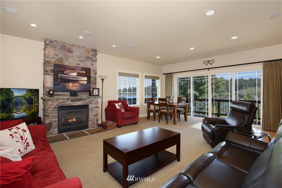 7559 Clover Valley Road Southeast Port Orchard, WA 98367 - Photo 14 of 40 Gallery Image 14