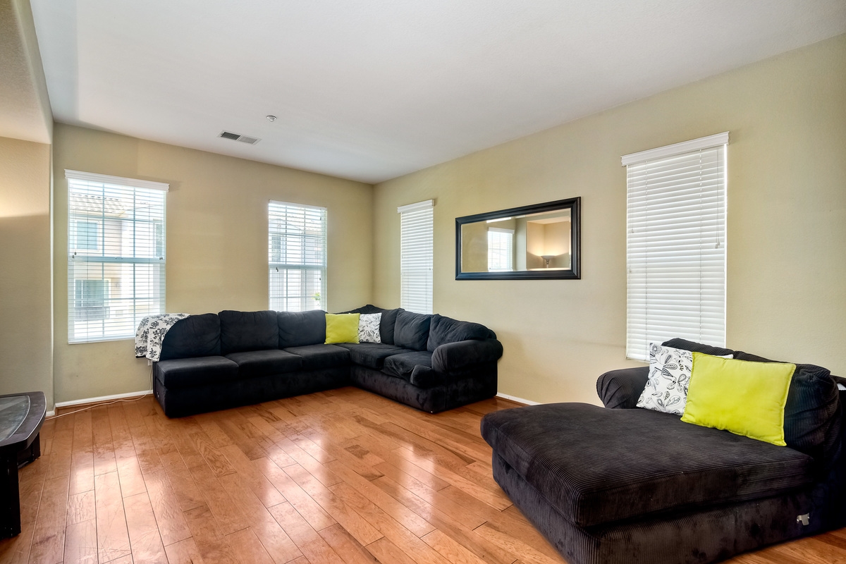 830 Almond Road San Marcos, CA 92078 - Photo 2 of 25