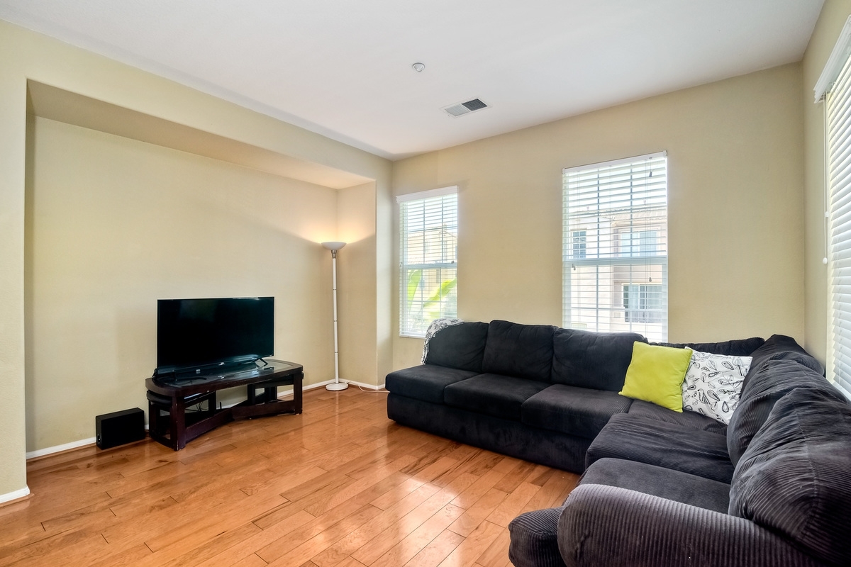 830 Almond Road San Marcos, CA 92078 - Photo 4 of 25