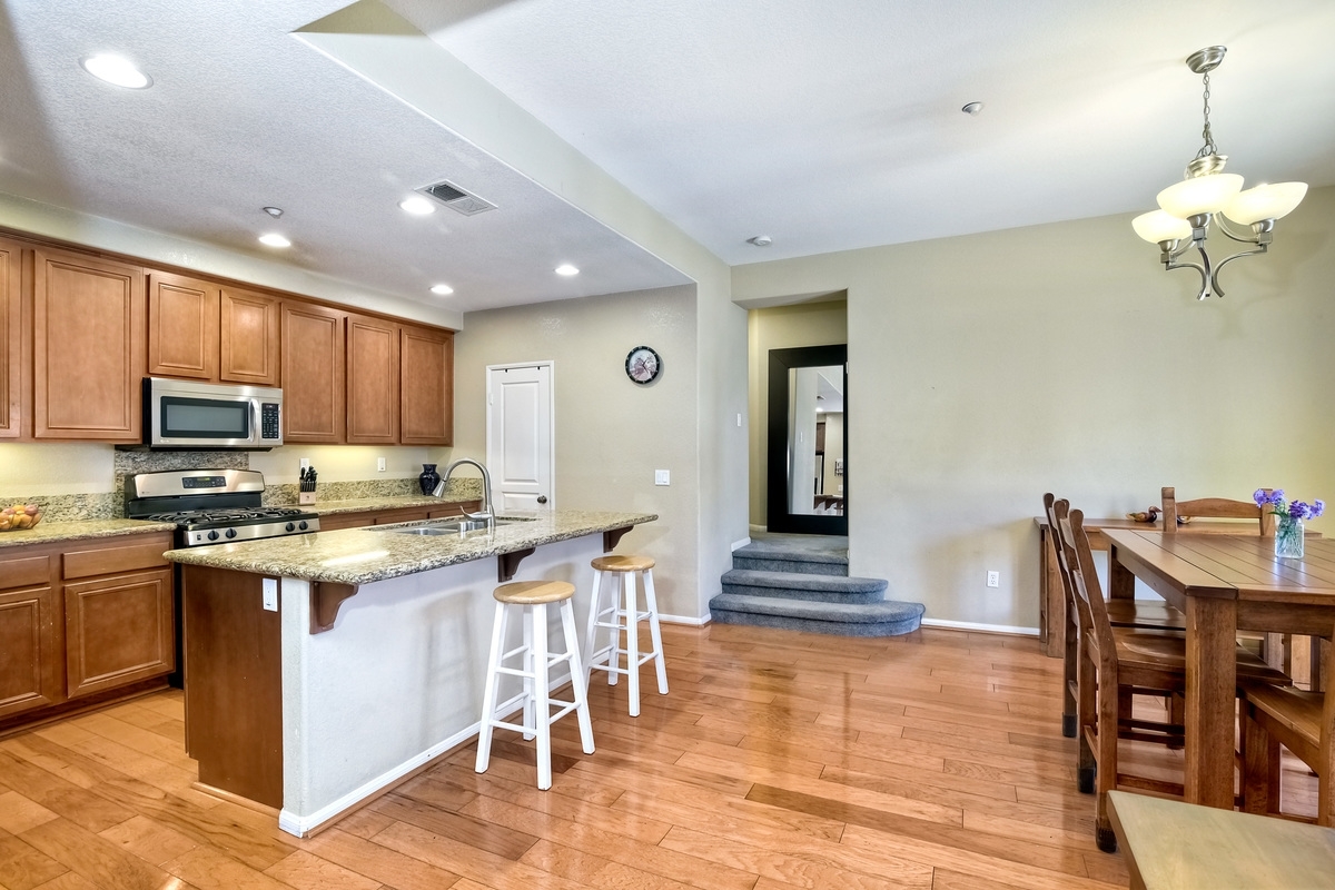 830 Almond Road San Marcos, CA 92078 - Photo 5 of 25