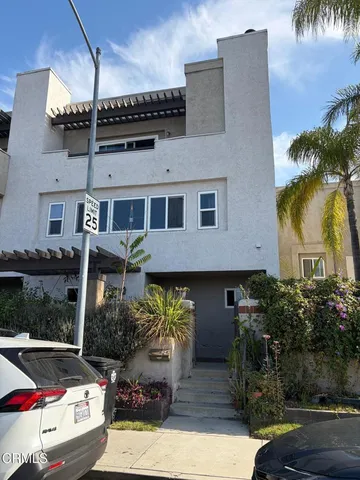 $798,000 | 804 North Kenilworth Avenue, Glendale, CA 91203