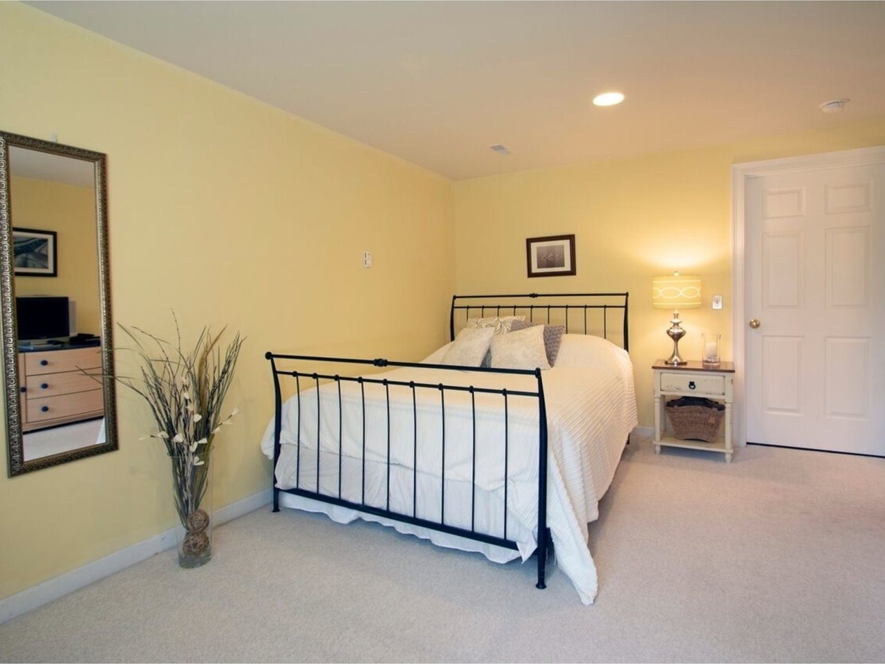 141 Park Road South Burlington, VT 05403 - Photo 26 of 32