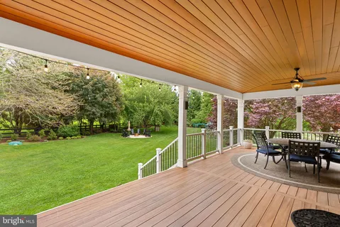 $1,500,000 | 17219 Westfield Place, Hamilton, VA 20158