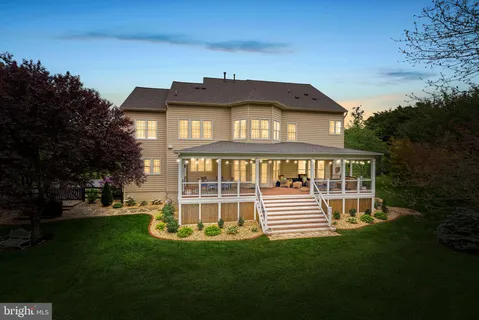 $1,500,000 | 17219 Westfield Place, Hamilton, VA 20158