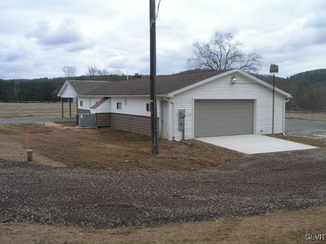 391 Mill Road Lehighton, PA 18235 - Photo 8 of 22 Gallery Image 8