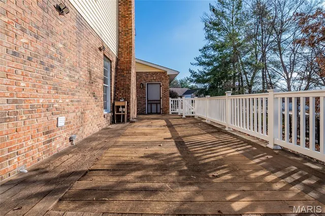 $495,000 | 5137 Carriage Trace Drive, St. Louis, MO 63128