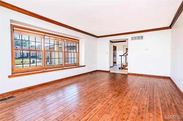 $495,000 | 5137 Carriage Trace Drive, St. Louis, MO 63128