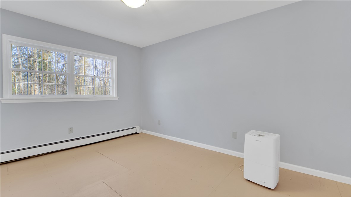 392 Skuse Road Phelps, NY 14456 - Photo 10 of 23