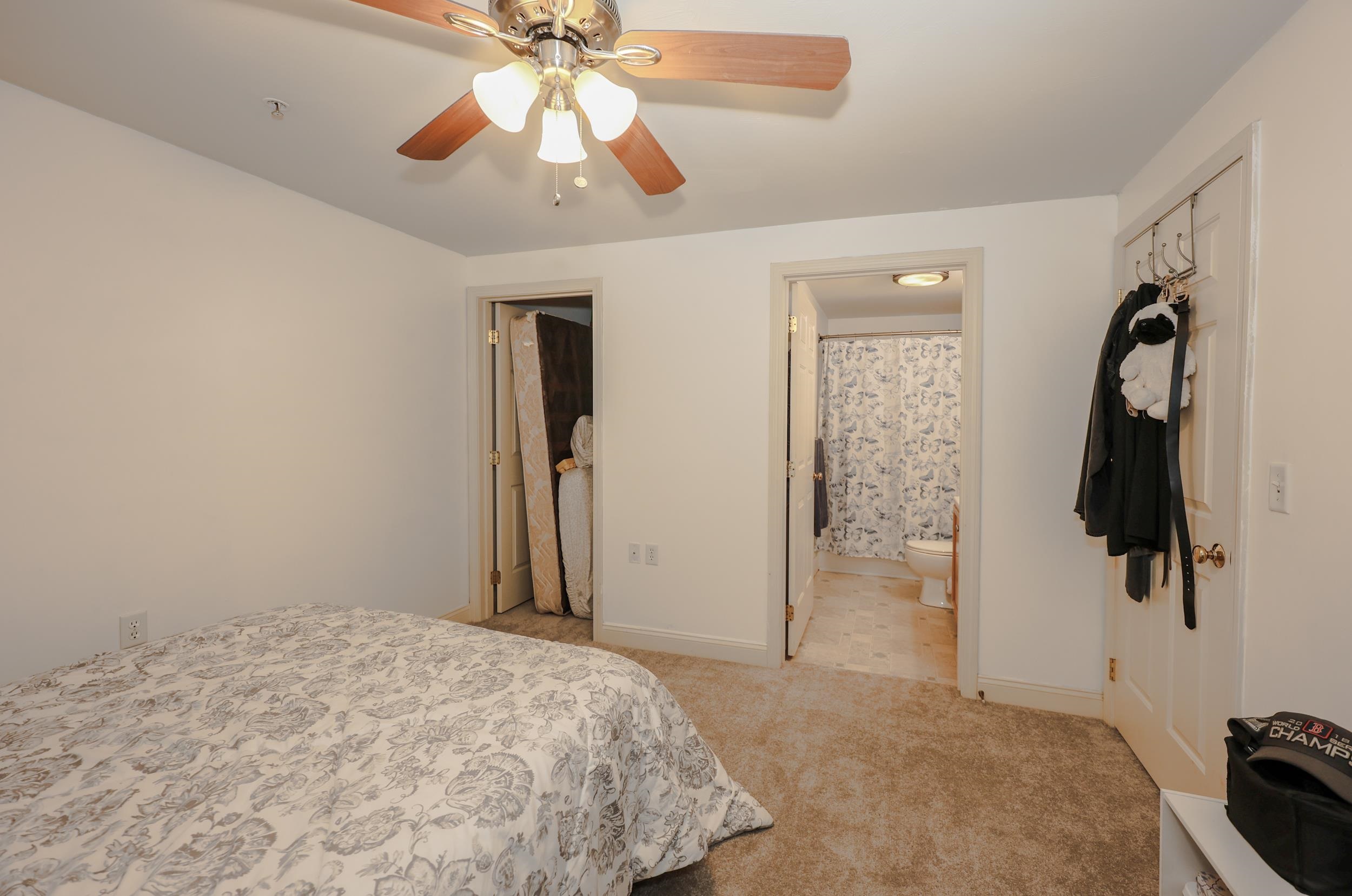 10 Vista Ridge Drive, Unit 8 Londonderry, NH 03053 - Photo 17 of 27