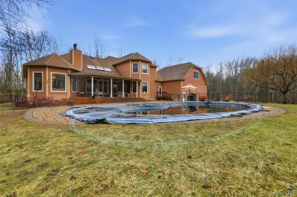 $1,150,000 | 6 Foxwood Road, New Paltz, NY 12561