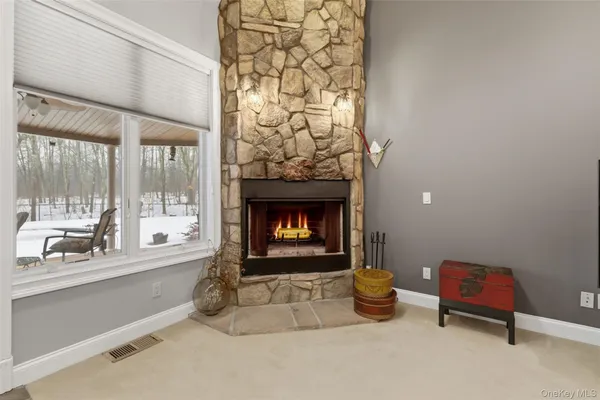 $1,150,000 | 6 Foxwood Road, New Paltz, NY 12561