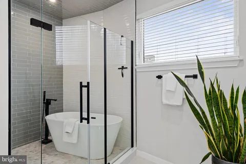 $555,000 | 1611 Germantown Avenue, Philadelphia, PA 19122