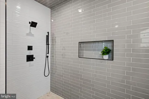 $555,000 | 1611 Germantown Avenue, Philadelphia, PA 19122