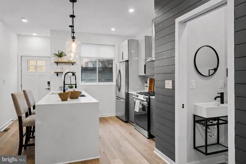 $555,000 | 1611 Germantown Avenue, Philadelphia, PA 19122