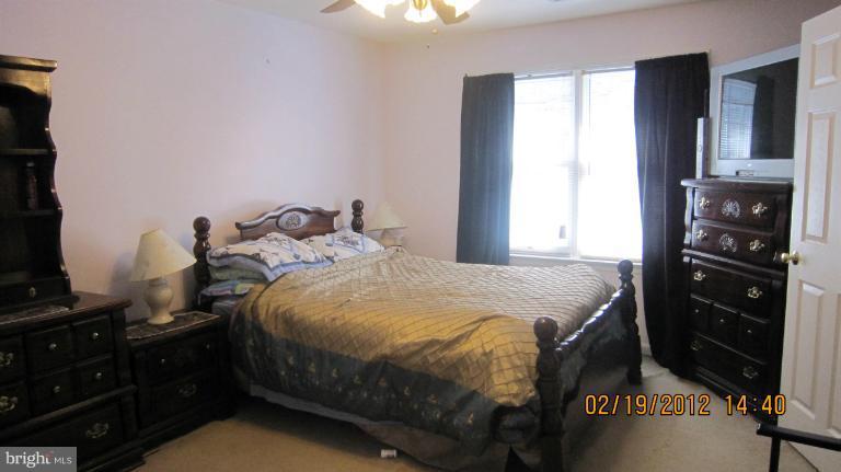 Bedroom (Master)