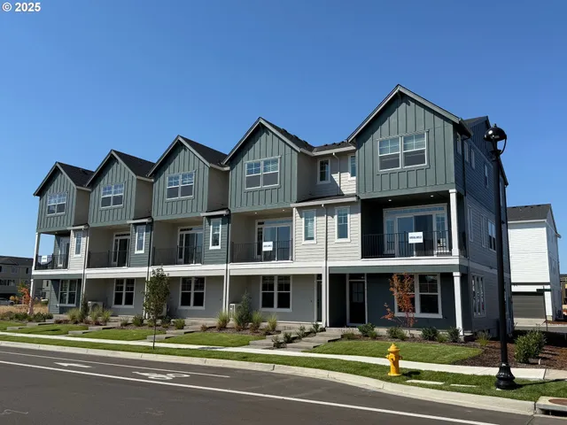 $479,500 | 5145 Southeast Davis Road, Hillsboro, OR 97123