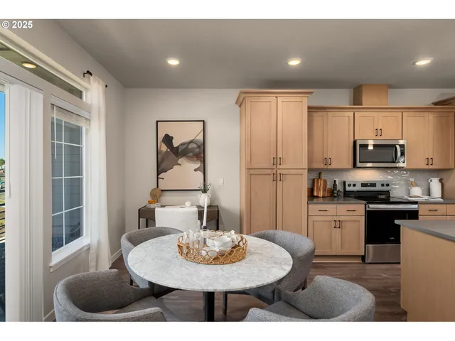 $479,500 | 5145 Southeast Davis Road, Hillsboro, OR 97123