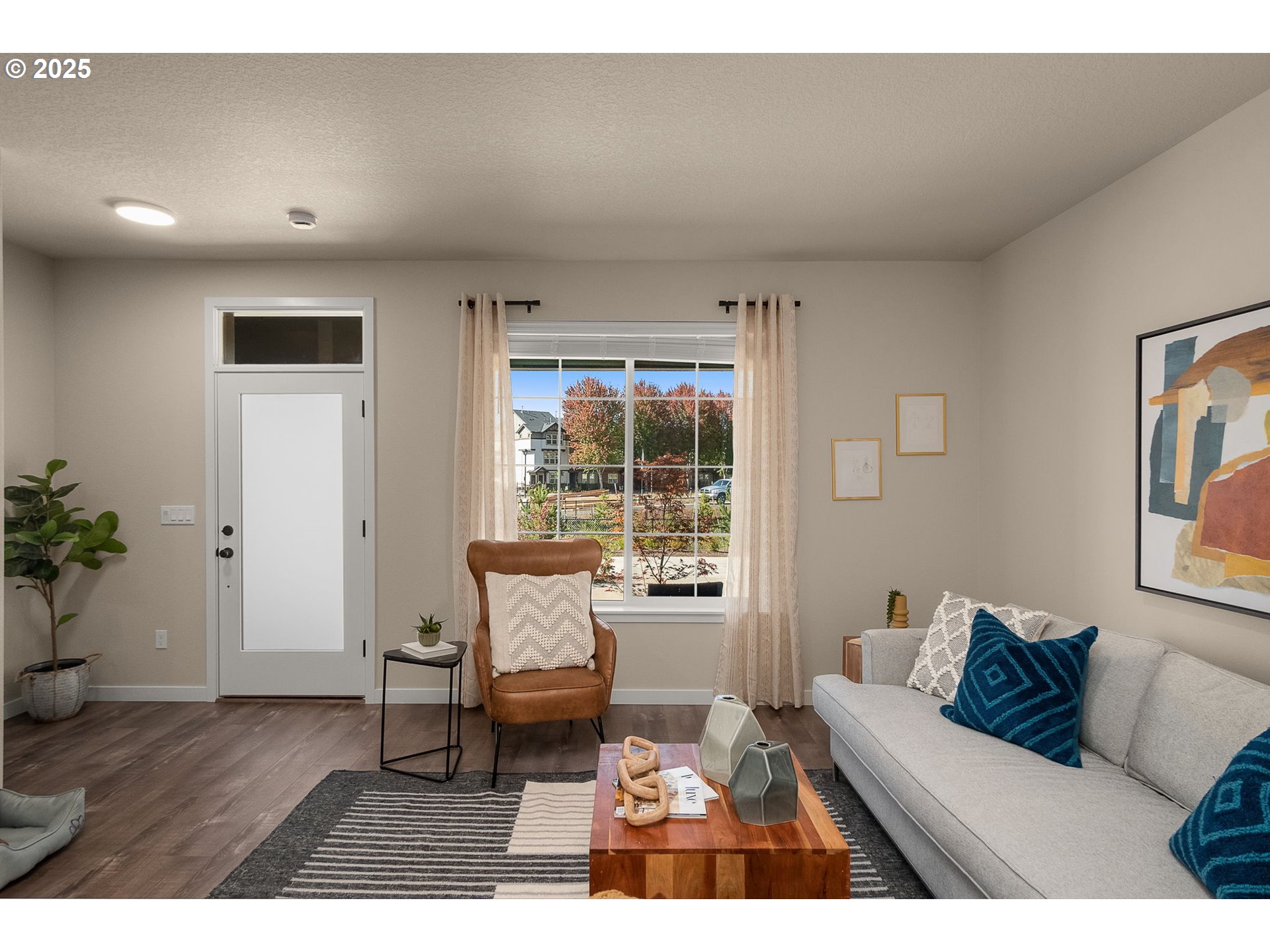 5145 Southeast Davis Road Hillsboro, OR 97123 - Photo 7 of 31