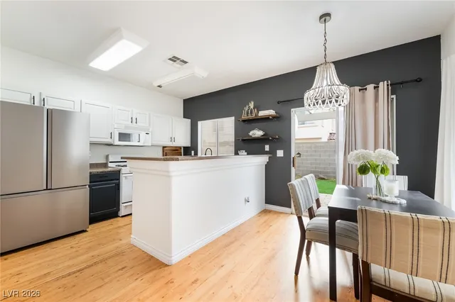 $279,900 | 2581 Velez Valley Way, Henderson, NV 89002