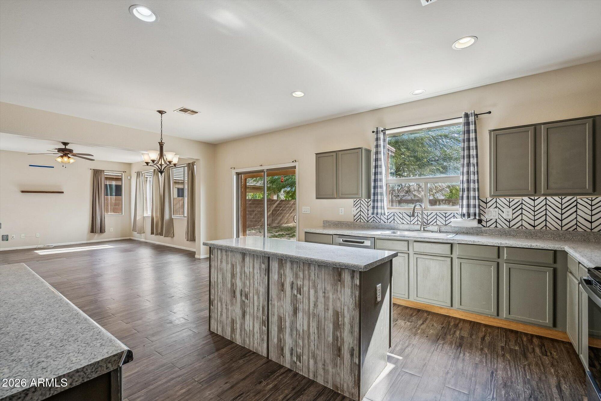 3903 East Citrine Road San Tan Valley, AZ 85143 - Photo 5 of 34 Great Room off Kitchen