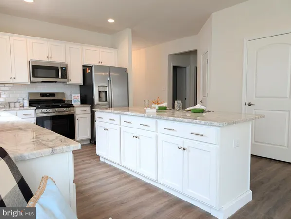 $484,900 | 19 Prestwick Lane, Williamstown, NJ 08094