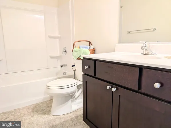 $484,900 | 19 Prestwick Lane, Williamstown, NJ 08094