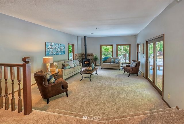 $992,000 | 6932 229th Place Northeast, Redmond, WA 98053