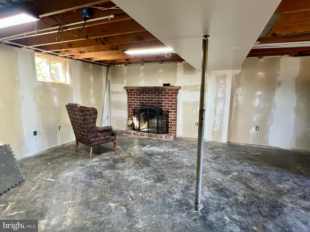 $229,900 | 630 White Avenue, Cumberland, MD 21502