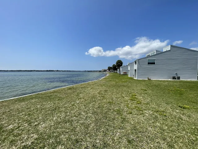 $165,000 | 101 Old Ferry Road, Unit 4C, Shalimar, FL 32579