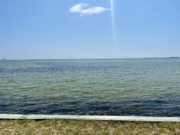 $165,000 | 101 Old Ferry Road, Unit 4C, Shalimar, FL 32579