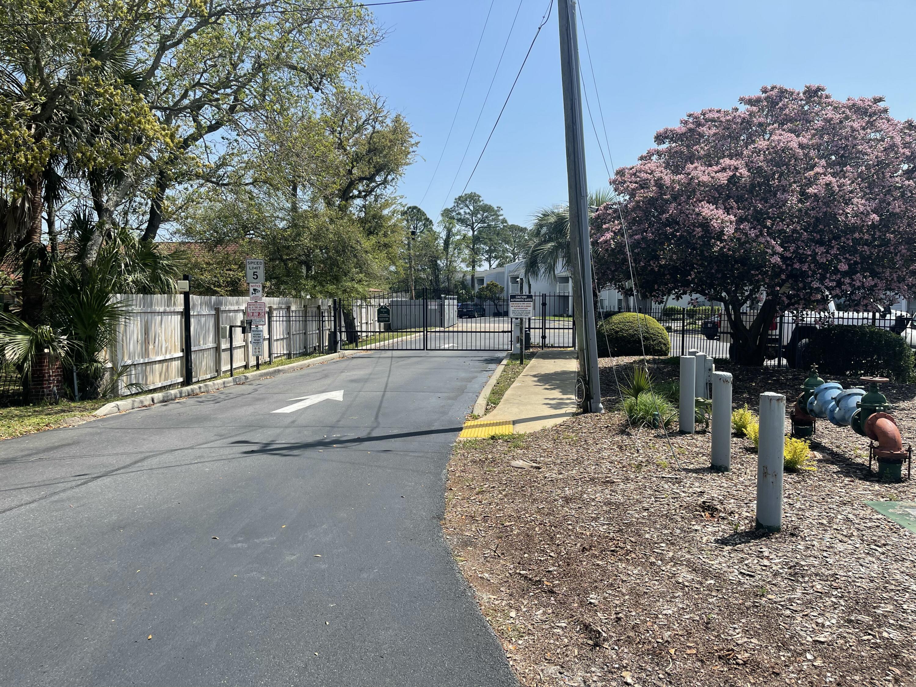 101 Old Ferry Road, Unit 4C Shalimar, FL 32579 - Photo 30 of 35 IMG_5173