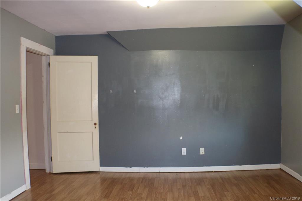 619 Rutherford Road, Unit 20 Marion, NC 28752 - Photo 21 of 23 Gallery Image 21