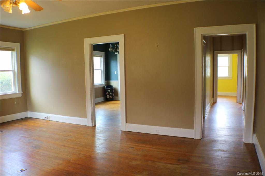 619 Rutherford Road, Unit 20 Marion, NC 28752 - Photo 4 of 23 Gallery Image 4
