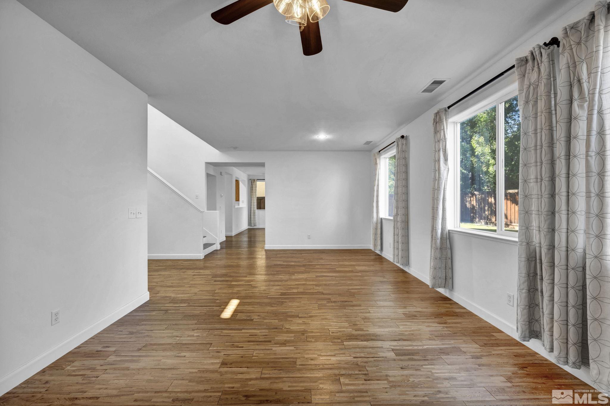 11275 Torino Way Reno, NV 89521 - Photo 19 of 37 a view of an empty room and window