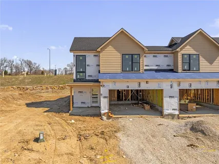 $653,000 | 17806 West 96th Street, Lenexa, KS 66219